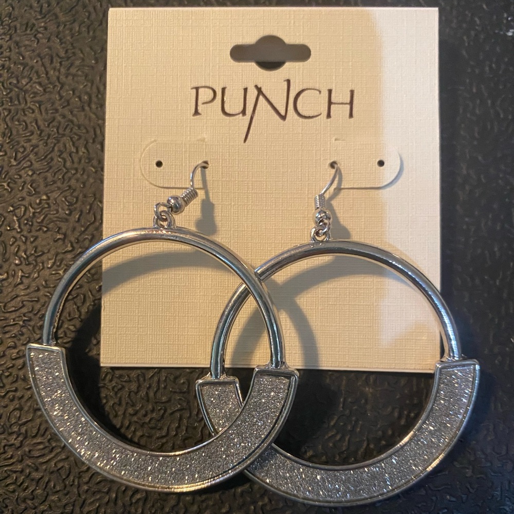 Textured Silver sparkle Hoop Earrings, 2-1/2” & circle is 1-3/4” Punch Brand,NEW